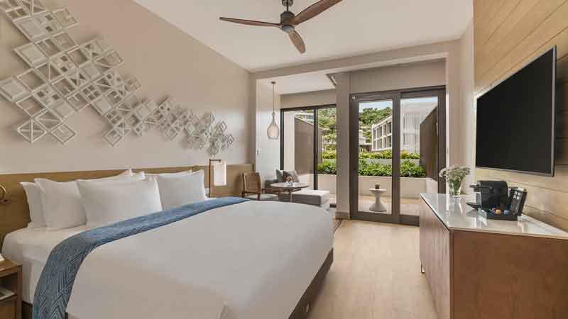 Crimson_Hotel_Boracay_B2_DELUXE_PREMIER_1-(1)