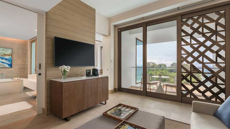 Crimson_Hotel_Boracay_B5_SUITE_SEA_VIEW_1-(1)