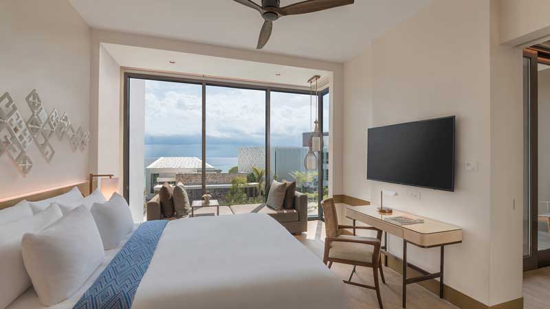 Crimson_Hotel_Boracay_B5_SUITE_SEA_VIEW_1-(3)