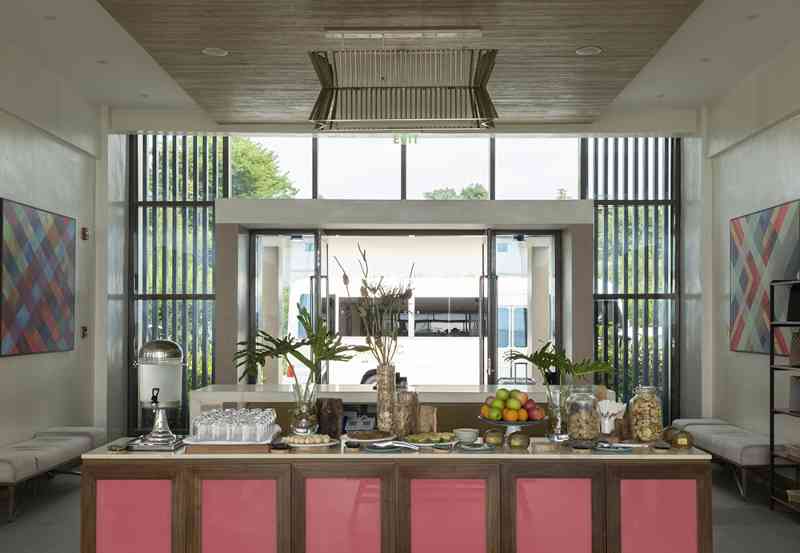 Crimson_Hotel_Boracay_D9_Welcome_Center _1 (2)