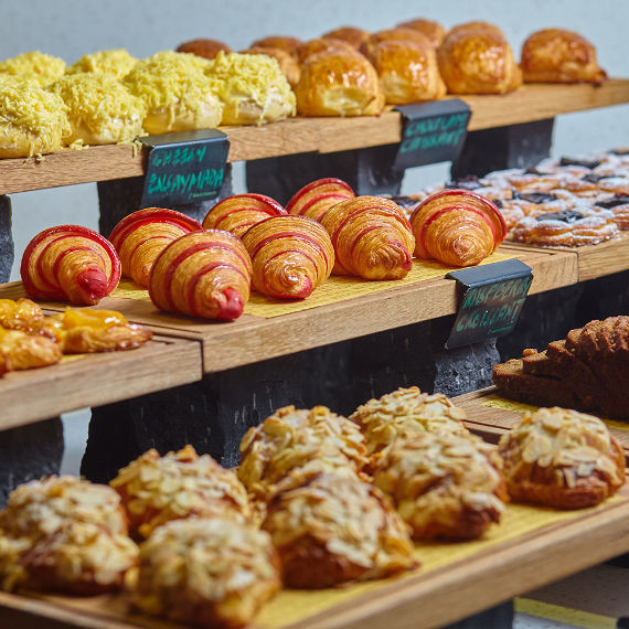 Crimson_Hotel_Boracay_C1_Safforn_Cafe_1 (4)