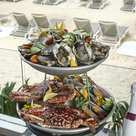 Crimson_Hotel_Boracay_C2_Azure_Beach_Club_1 (2)